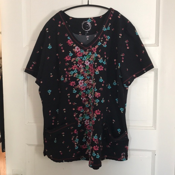 Health Pro Scrub Top - Picture 1 of 7